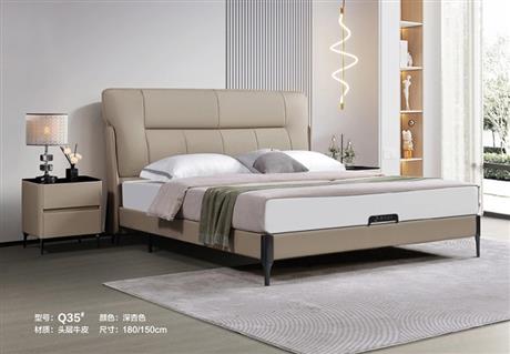 Q35#头层牛皮软床（带柜）
